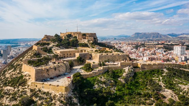 santa-barbara-castle-in-alicante.jpg